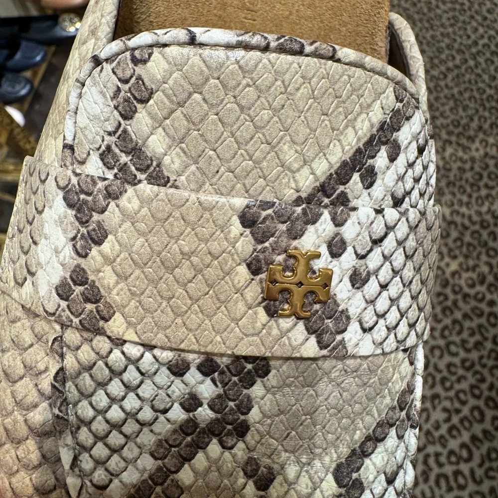 Tory Burch Everly Cork Leather Mule Shoes- Snake Print Embossed - Picture 2 of 4